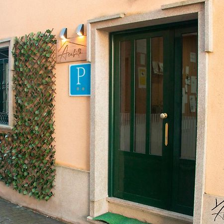 Acubillo Hotel Palas de Rei Bagian luar foto