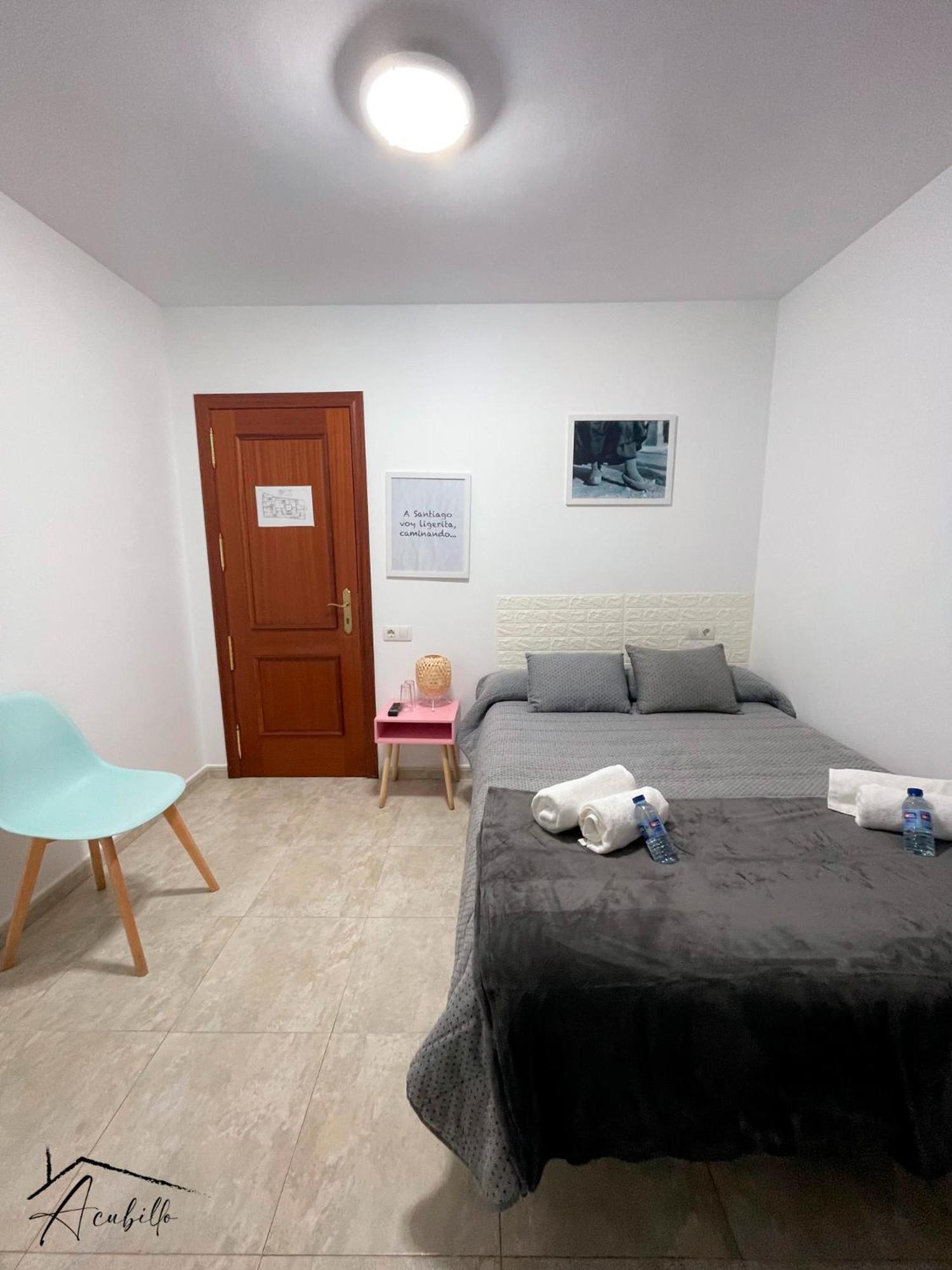 Acubillo Hotel Palas de Rei Bagian luar foto
