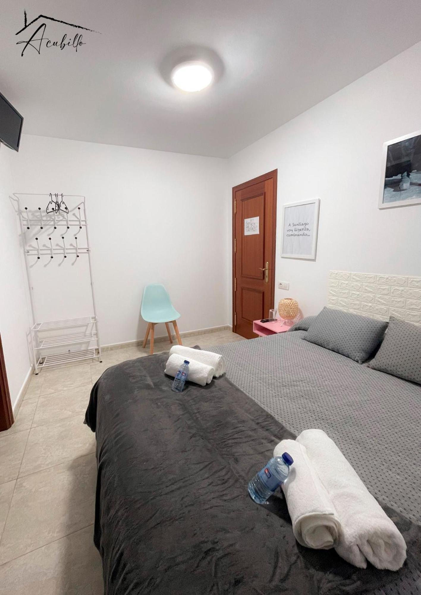Acubillo Hotel Palas de Rei Bagian luar foto