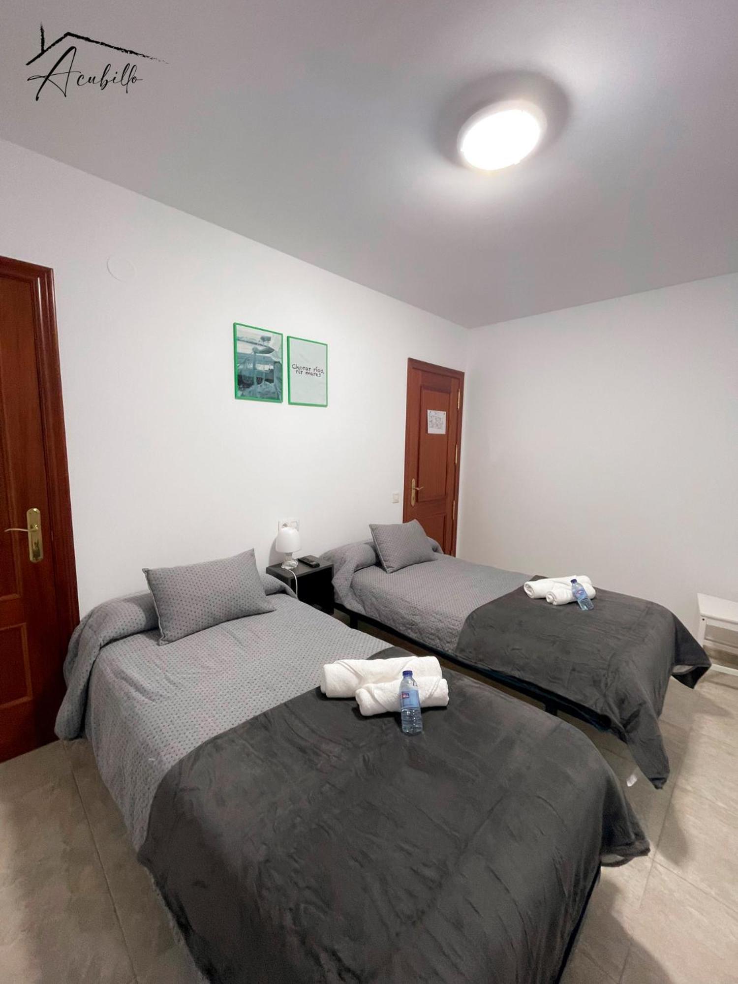 Acubillo Hotel Palas de Rei Bagian luar foto
